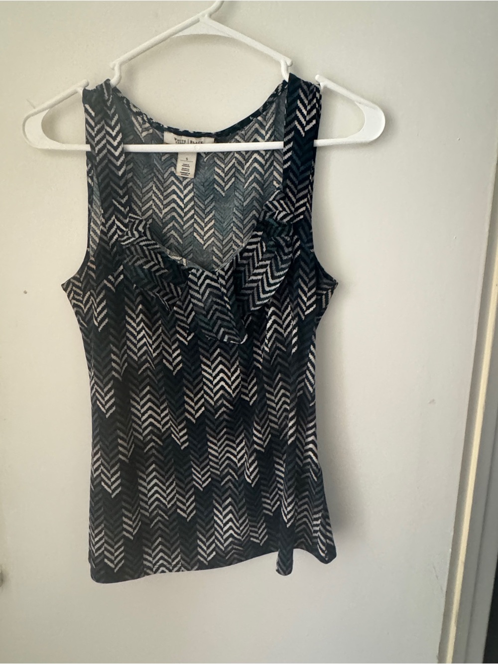 White House Black Market Black & White Chevron Ruffle Camisole